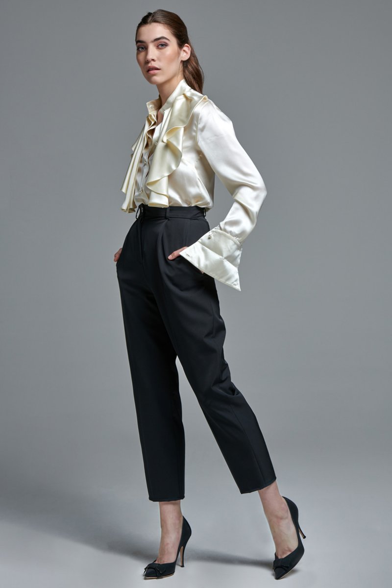 NWOT M&S Collection Slim Ankle Grazer Trousers Black Size: 8 | Oxfam Shop
